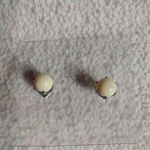 Cream ball post earrings